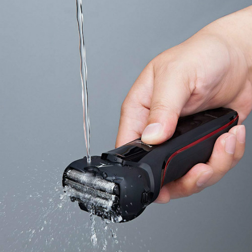 Pic 4 - Panasonic ES-LL21 Wet Dry Electric 3-Blade Shaver for Men - Deal Mania